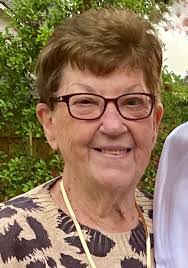 Sandra Fairchild's Instagram, Twitter & Facebook