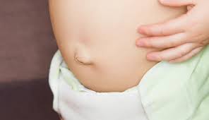 из за чего может болеть живот в области пупка Pupochnaya Gryzha Prichiny Simptomy Diagnostika I Lechenie