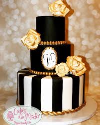 Black And White Bridal Shower Ideas Black White Gold Theme Bridal Shower Cake By Cakesalamoda Bridalshowercake Weddinginspirat Black And Gold Birthday Cake Cakes For Women Gold Birthday Cake