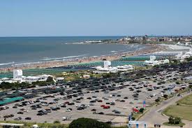 Punta Mogotes. La historia del mayor proyecto balneario de Mar del Plata y  el origen de su llamativa estética - LA NACION