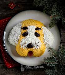 рецепт салата с копченой курицей и морковью по корейски Novogodnij Salat Sobachka S Kopchenoj Kuricej I Korejskoj Morkovyu Recipe With Images Yizha Zakuski Recepti