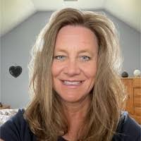 Tracey Gibbons's Instagram, Twitter & Facebook