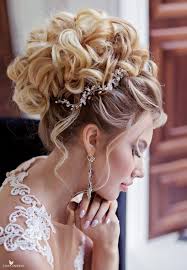 Featured Hairstyle Anna Komarova Hair Makeup School Www Websalon Su Featured Photographer Liliya Fadeeva Wedding Gelin Sac Modelleri Dugun Saci Gelin Saci