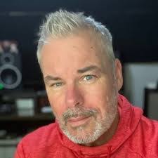 Justin Tyree's Instagram, Twitter & Facebook