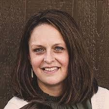 Ginger Burke's Instagram, Twitter & Facebook