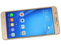 Samsung Galaxy J7 2016 Pictures, design ...