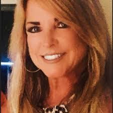 Elsa Diehl's Instagram, Twitter & Facebook