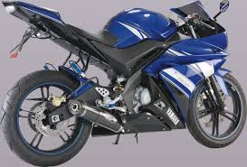 The outgoing yamaha yzf r125 was already a fantastic introduction to motorcycling, winning mcn's 2018 sports 125 group test. Yamaha Yzf R125 Special Custom Bike Louis Motorcycle Clothing And Technology