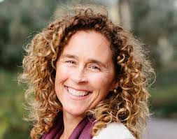 Meet Danielle — Your Genuine Life