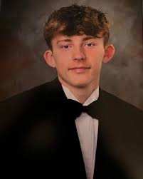 This is the Curry Senior we posted about who died in a car accident before  Christmas. Prayers for his family and friends as they prepare to celebrate  his life. 🙏🏼Preston Dalton Dakota