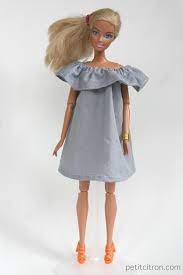 Jolie tenue de princesse papillon pour poupée barbie mattel du début des années 80 composée d'une combinaison avec jupette, très bon état, c'est un cadeau idéal pour une collectionneuse. Tenue Pour Barbie Cheap Online