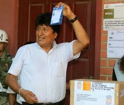 Revisa quiénes pueden votar en estas elecciones. Bolivianos Votan En Ineditas Y Polemicas Primarias Presidenciales Hispanos Press