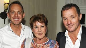 Det er to arter i familien, europeisk bever og nordamerikansk bever. Kiss Thought John De Bevere Wouldn T Go Very Far In Expedition Robinson