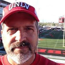 Kerry Beach's Instagram, Twitter & Facebook