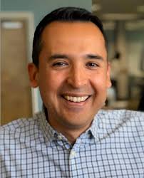 Damian Luna's Instagram, Twitter & Facebook