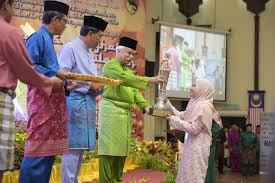 Johan qayyim nizar kelantan tilawah al quran peringkat kebangsaan 2020 1441. Remaja 18 Tahun Johan Qariah Tilawah Al Quran Peringkat Negeri Sembilan Kongsi Pengalaman Remaja