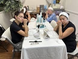 Garbo A Salon & Spa, 7739 Northcross Dr, Ste K, Austin, TX 78757, US