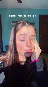 Ella Salisbury (@ellafit_)