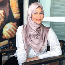 Dont idolise me for wearing the tudung, says actress Eyra Hazali | Malay  Mail