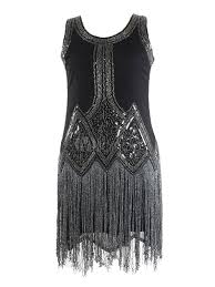 Voir cette épingle et d'autres images dans réveillon 2018 femmes dans les années 20 : Robe Charleston Robe Annee 20 Gatsby Robe Flapper Noire Avec Paillettes Deguisements Halloween Milanoo Com
