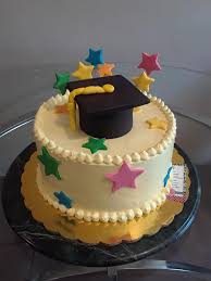 Rifa para pastel de graduacion. Issa Cakes Pastel Graduacion Para 30 Personas En ÙÙŠØ³Ø¨ÙˆÙƒ