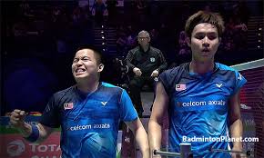 Jun 29, 2021 · zii jia will have seven other shuttlers for company at the tokyo olympics, namely soniia cheah (women's singles); Aaron Chia Soh Wooi Yik To Play Mohammad Ahsan Hendra Setiawan In All England Final Badmintonplanet Com