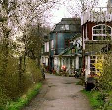 Check spelling or type a new query. Alternative Siedlung Der Staat Besiegt Hippie Republik Christiania Welt