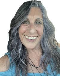 Michelle Cavaliere's Instagram, Twitter & Facebook