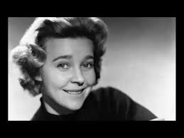 Performance: Valpen i fönstret by Victoria Kahn