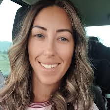 Dads may think breastfeeding means spending less time with bub, but feeding  is only a small part of being a parent. There are many other ways for dads  to be involved.