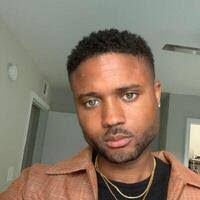 Darius Cartwright's Instagram, Twitter & Facebook