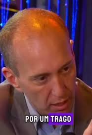 ⬇️ Leia a legenda ⬇️ Você já parou pra pensar o quanto de dinheiro um  adicto gasta com sua dependência? Algumas pessoas cometem delitos para  conseguir dinheiro, porém algumas fazem manobras gigantesca ...