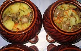 мясо в горшочках с картошкой в духовке пошаговый рецепт Zharkoe Po Domashnemu V Gorshochkah Russkie Produkty Vkusnyashki Eda