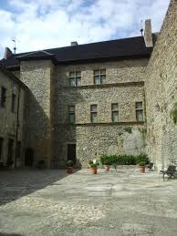 Ardeche Chateau Musee De Tournon Sur Rhone Tournon Sur Rhone La Cour Du Chateau Tournon Sur Rhone Chateau France Chateau