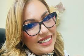 Partiendo la Rosca de Reyes con el personal académico y administrativo de  la Coordinación Zona 04 de COBAES.!!! Que la Luz del Salvador del Mundo nos  ilumine y proteja siempre🙏❤️