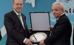Cengiz holding'in sahibi mehmet cengiz'e, 6 çocuğunun annesi fatma cengiz, şiddetli geçimsizlik ve zina nedeniyle boşanma davası açtı. Esi Mehmet Cengiz E Bosanma Davasi Acti Gerekce Zina