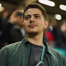 Adam Killian's Instagram, Twitter & Facebook