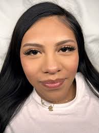 Hi Everyone! I'm a new lash artist who just moved to Gainesville and  currently offering any full sets for $99 (or foreign fills for $80). I'm a  home based licensed esthetician and