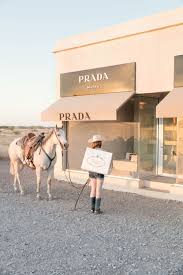 Read All About It The Best Of Prada Marfa Over The Years Beige Aesthetic Prada Marfa Aesthetic Pictures