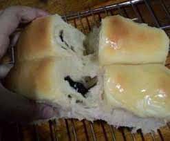 Tekstur lembut dan manis roti yang berbahan dasar tepung ini cukup. Resep Roti Sobek Lembut Isi Coklat Enak Menul Menul
