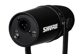 Contrary to my initial assumption, the shure sm7b does not require phantom power. Shure Made A Podcast Friendly Alternative To Its High End Sm7b Radio Mic The Verge