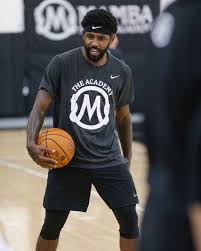 Kyrie irving is 28 years old (23/03/1992) and he is 188cm tall. Mamba On Instagram Uncle Drew Kyrie Irving Basketball Photography Nba Basketball Art