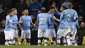 Schot met links van raheem sterling (manchester city) vanuit het midden van het strafschopgebied in de linkerbenedenhoek. Jersey Spesial Man City Vs Arsenal Untuk Donasi Korban Corona