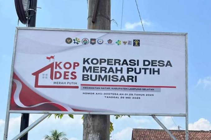 Waspadai Hoaks Larangan Toko di Sekitar Kopdes Merah Putih, Pemerintah Pastikan Usaha Warga Tetap Dilindungi