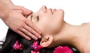 Sui capelli grassi, che hanno . Rimedi Capelli Grassi Ecco Perche Lavarli Bicarbonato Limone E Aceto The Italian Times