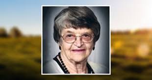 Samara Mitchell's Instagram, Twitter & Facebook