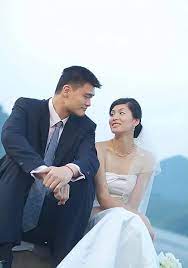 2008年，叶莉嫁给姚明后，郑重地说道：为了安全，咱俩不能睡一起_身高_女儿_时候