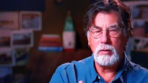 I think the walls of stone were to keep the ox for carts controlled.