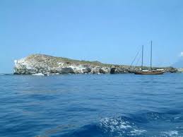 Kayak searches hundreds of travel sites to help you find and book the hotel deal at lisca bianca that suits you best. Lisca Bianca I Eolie Me Turismo E Ormeggi Nautica Report