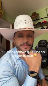 Os vídeos de cesar🎩 (@cesarpiscadinhaoficial) com som original